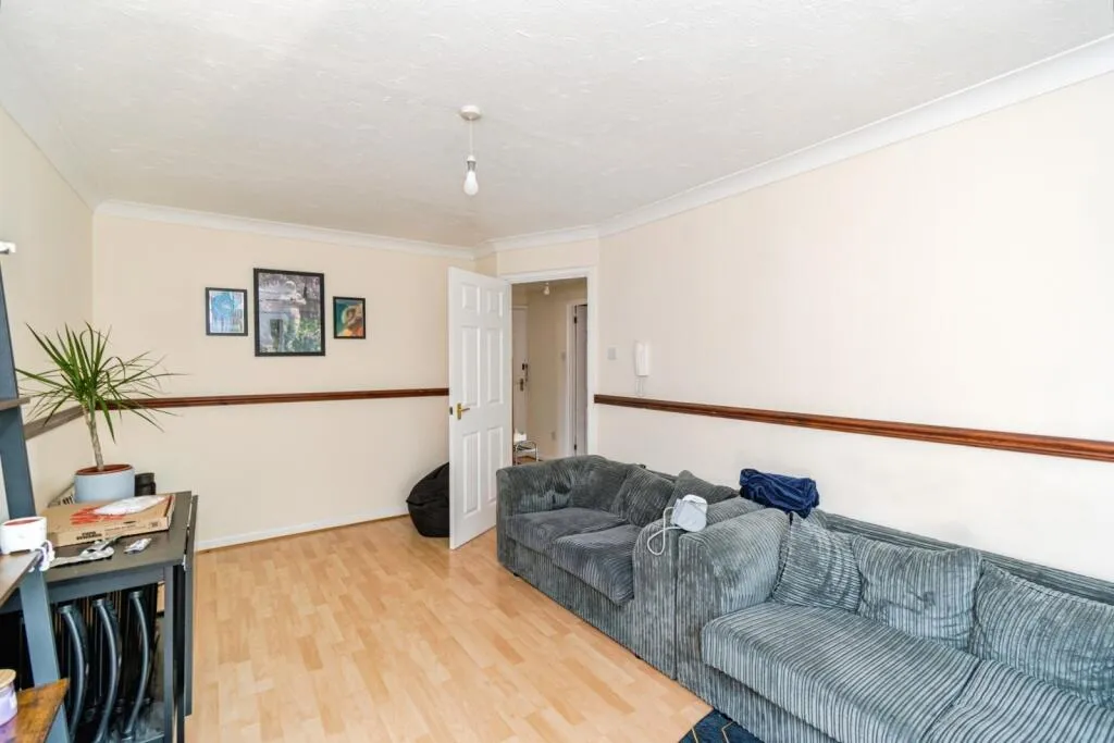 1 bed Apartment