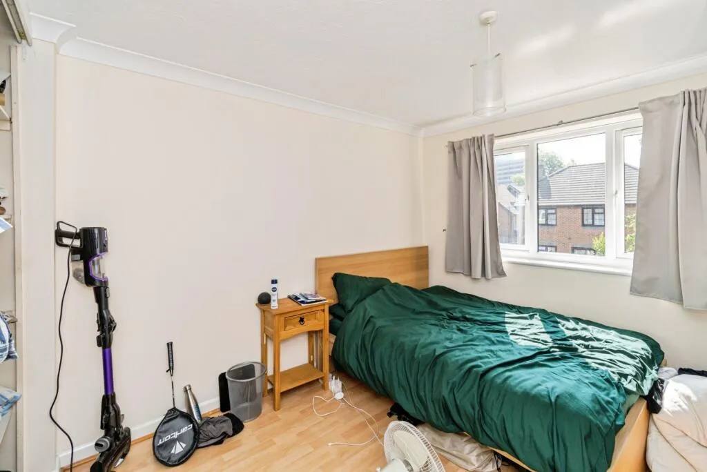 1 bed Apartment