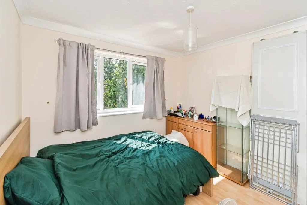 1 bed Apartment