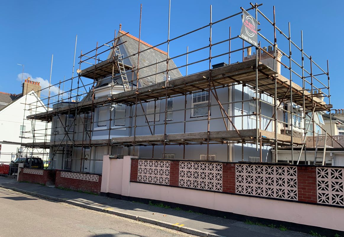 2 Garfield Road, Paignton, Devon, TQ4 6AU