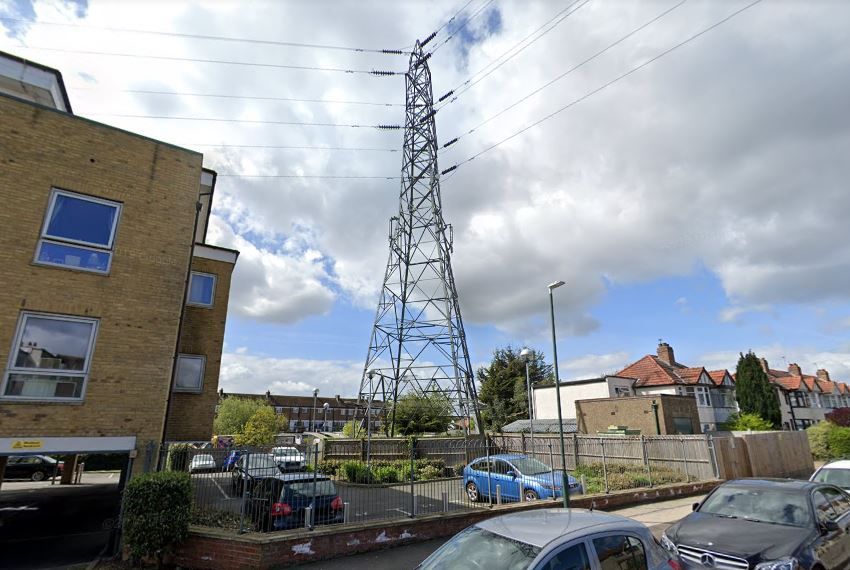 Aerial Site to the rear of Woodman House, Lyndon Avenue, Sidcup, Kent, DA15 8RL