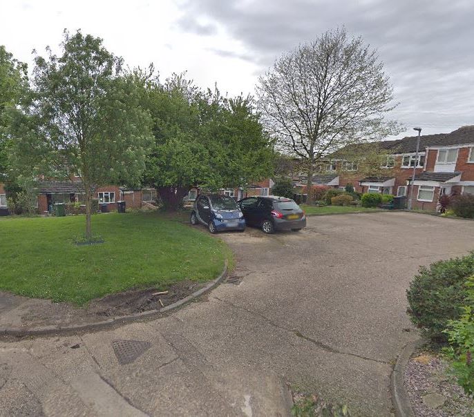 Land on the north side of 62 Chessington Hill Park, Chessington, Surrey, KT9 2BW