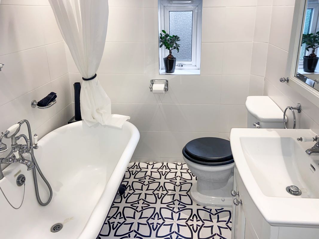 Flat 1, 38 Merton Road, Wandsworth, London, SW18 1QX