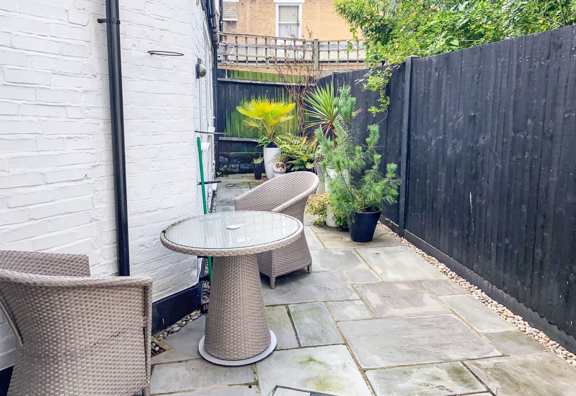 Flat 1, 38 Merton Road, Wandsworth, London, SW18 1QX