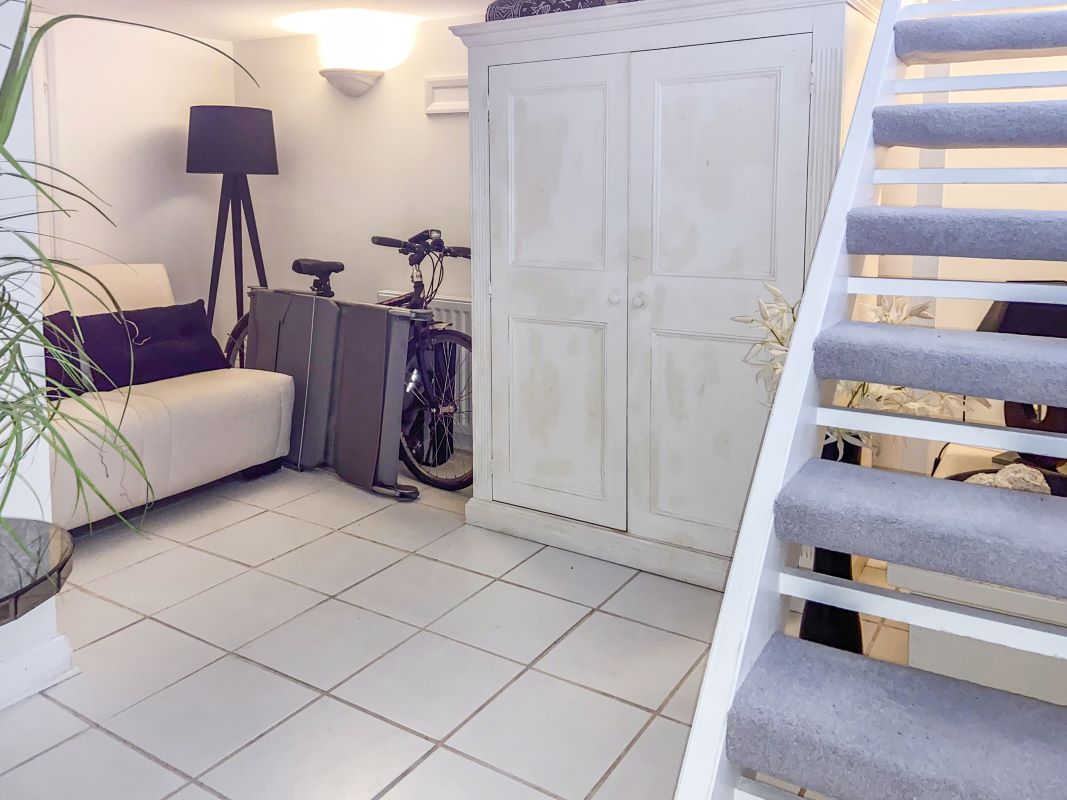 Flat 1, 38 Merton Road, Wandsworth, London, SW18 1QX