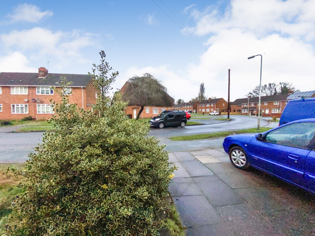44 Castlebridge Road, Wolverhampton, West Midlands, WV11 3NR