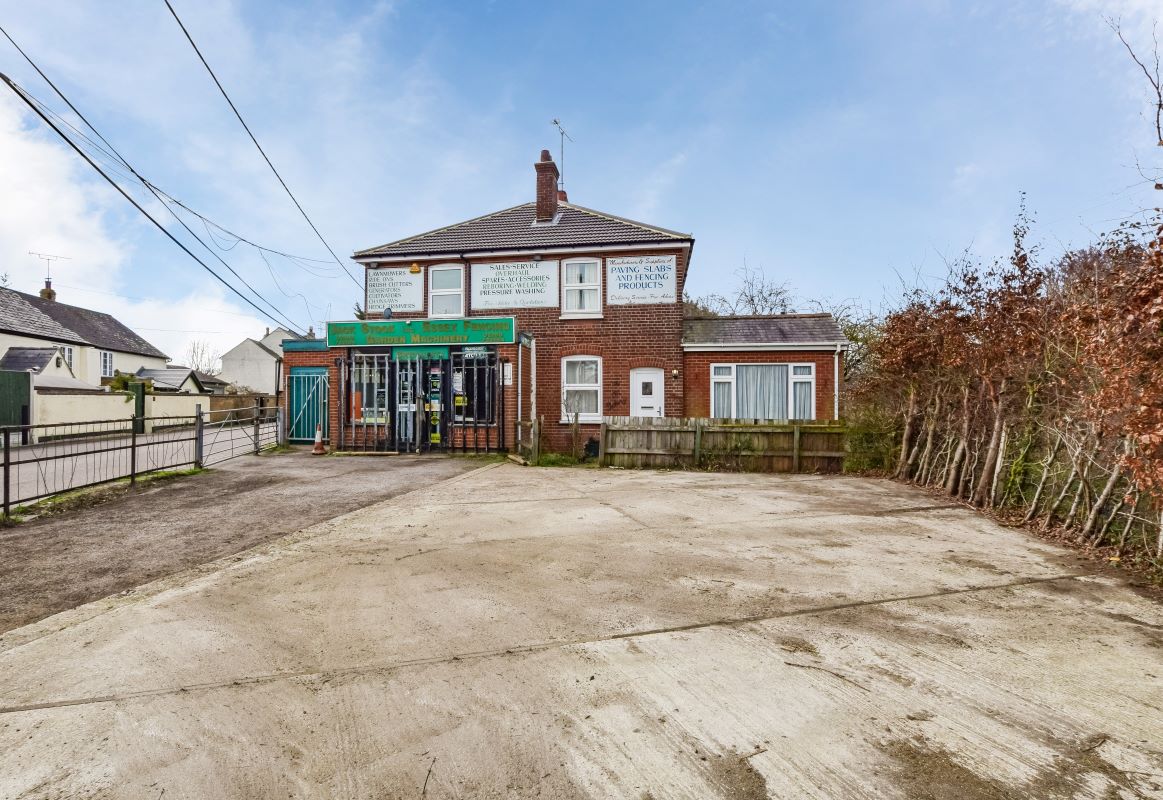 The Old Bakery, Hawk Lane, Battlesbridge, Wickford, Essex, SS11 7RL
