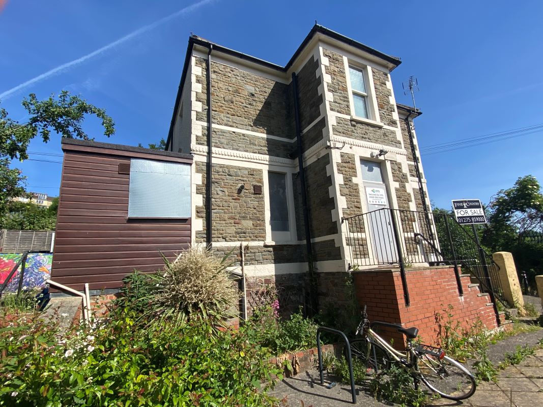 Hopetoun House, 9 Hopetoun Road, Bristol, Avon, BS2 9YL