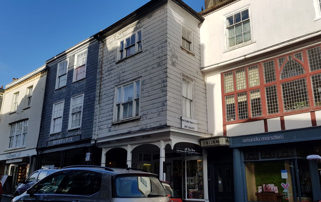 29 High Street, Totnes, Devon, TQ9 5NP