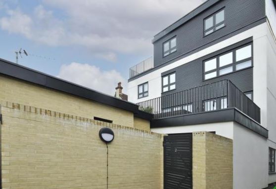 1-8 Qube Court, 329 Baring Road, Grove Park, London, SE12 0DZ