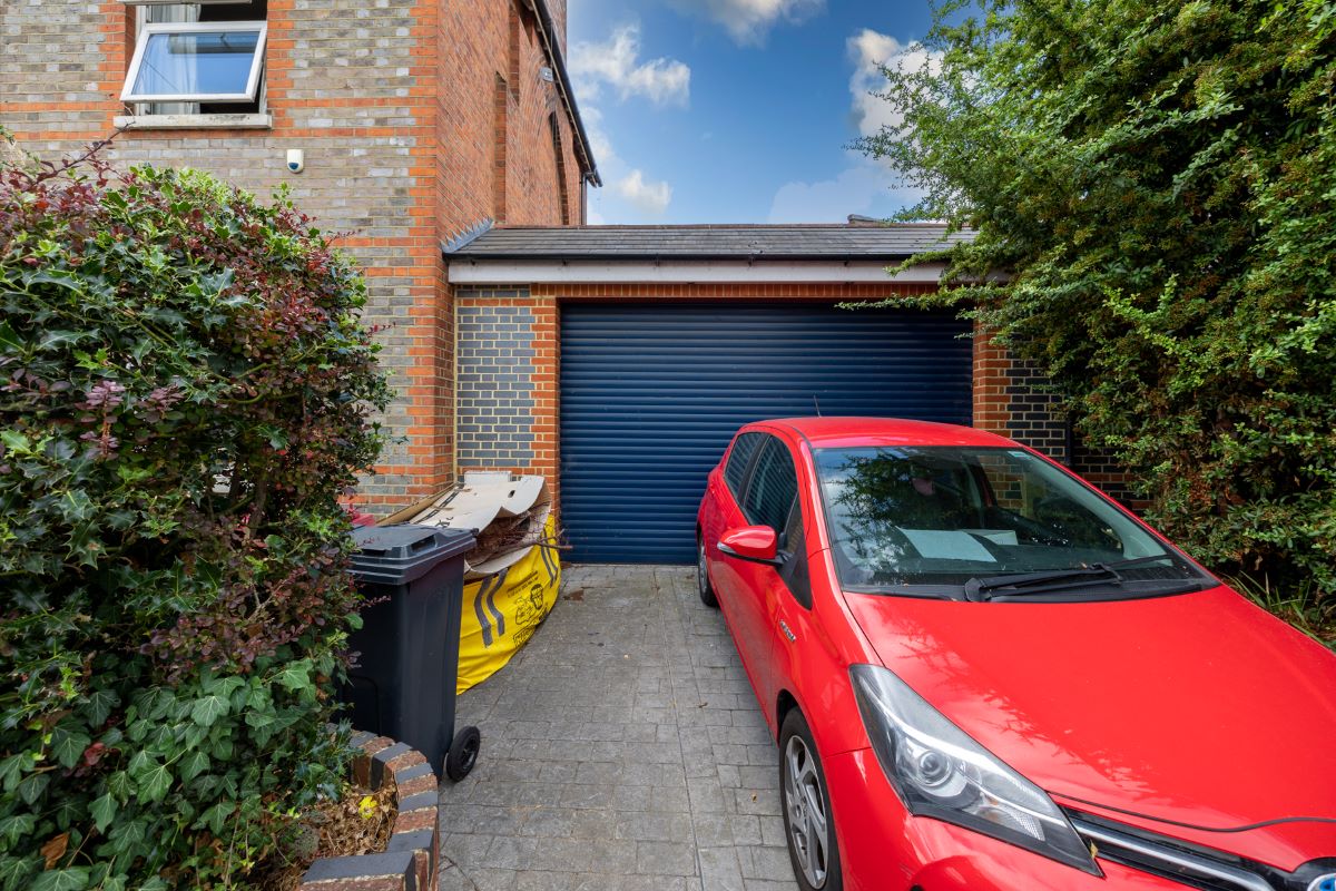 4 Carnarvon Road, Reading, Berkshire, RG1 5SD