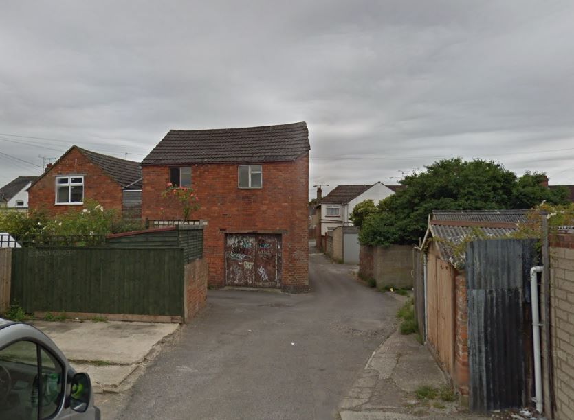 Rear Store, 260 Ferndale Road, Swindon, Swindon, SN2 1HB