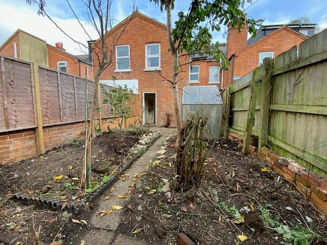 43 St. Bartholomews Road, Reading, Berkshire, RG1 3QA