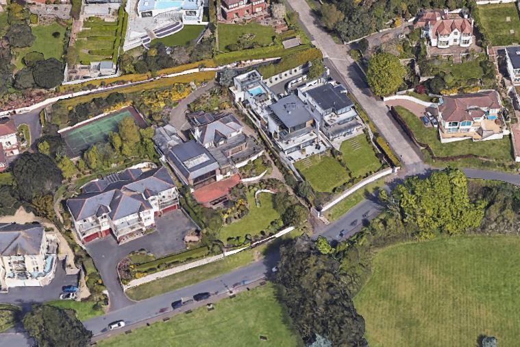 White Lodge, Ilsham Marine Drive, Torquay, Devon, TQ1 2HT