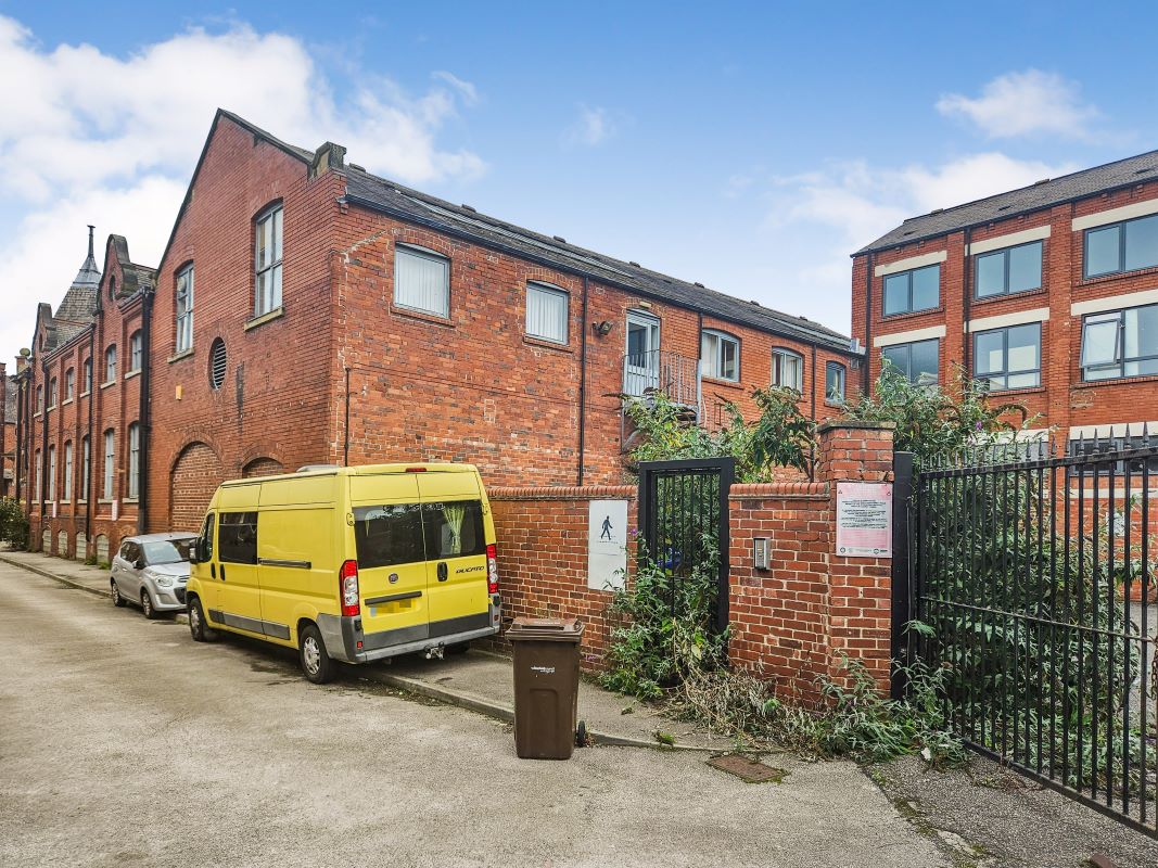The Dancer and Turton Street Car Park, Peterson Road, Wakefield, WF1 4EB