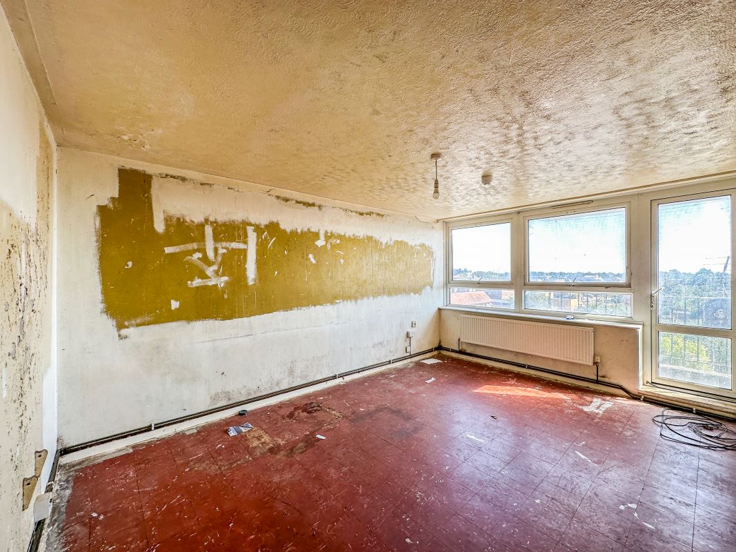 25 Victor Court, Hornchurch, Essex, RM12 4XF