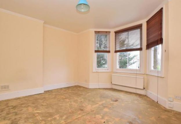 Flat 2, 28b Woodstock Road, Croydon, Surrey, CR0 1JR