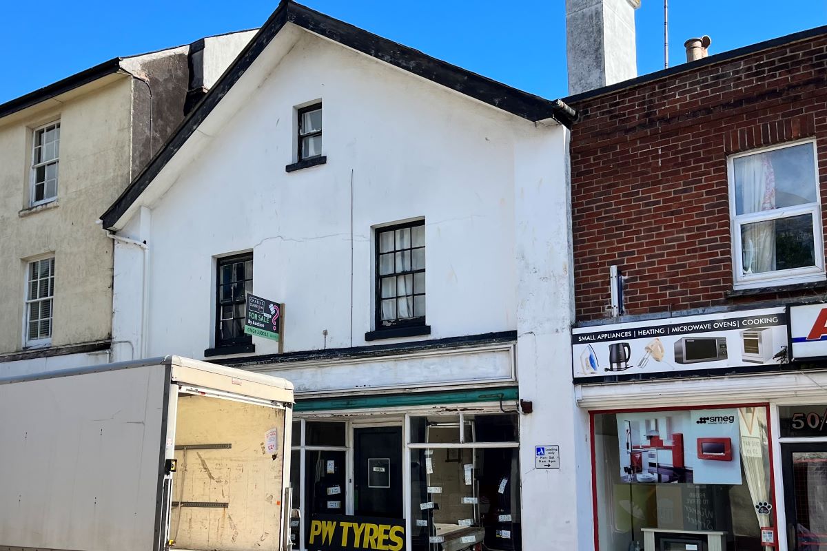 54A Winner Street, Paignton, Devon, TQ3 3BQ