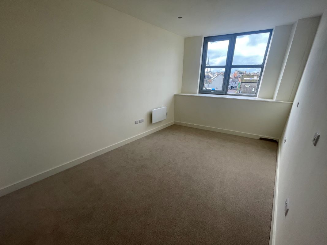 Flat 13 Regent House, Queen Street, Barnstaple, Devon, EX32 8FH