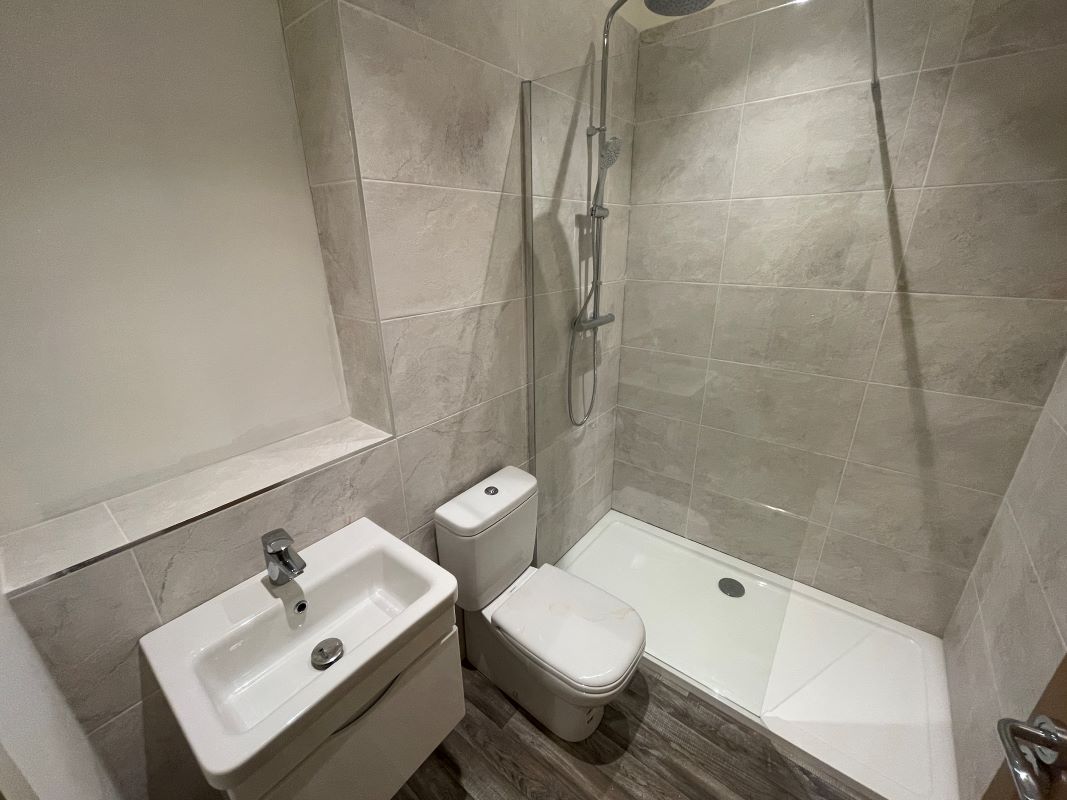 Flat 13 Regent House, Queen Street, Barnstaple, Devon, EX32 8FH