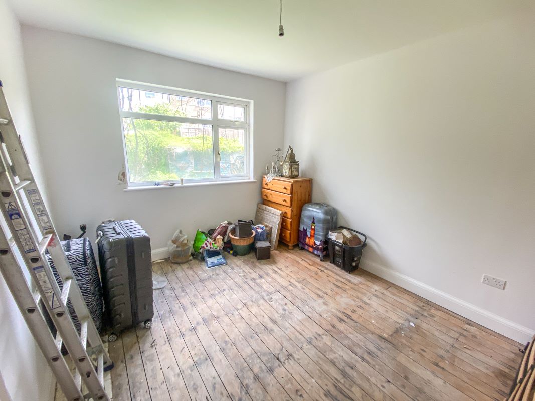 15 Norbury Cross, Norbury, London, SW16 4JG