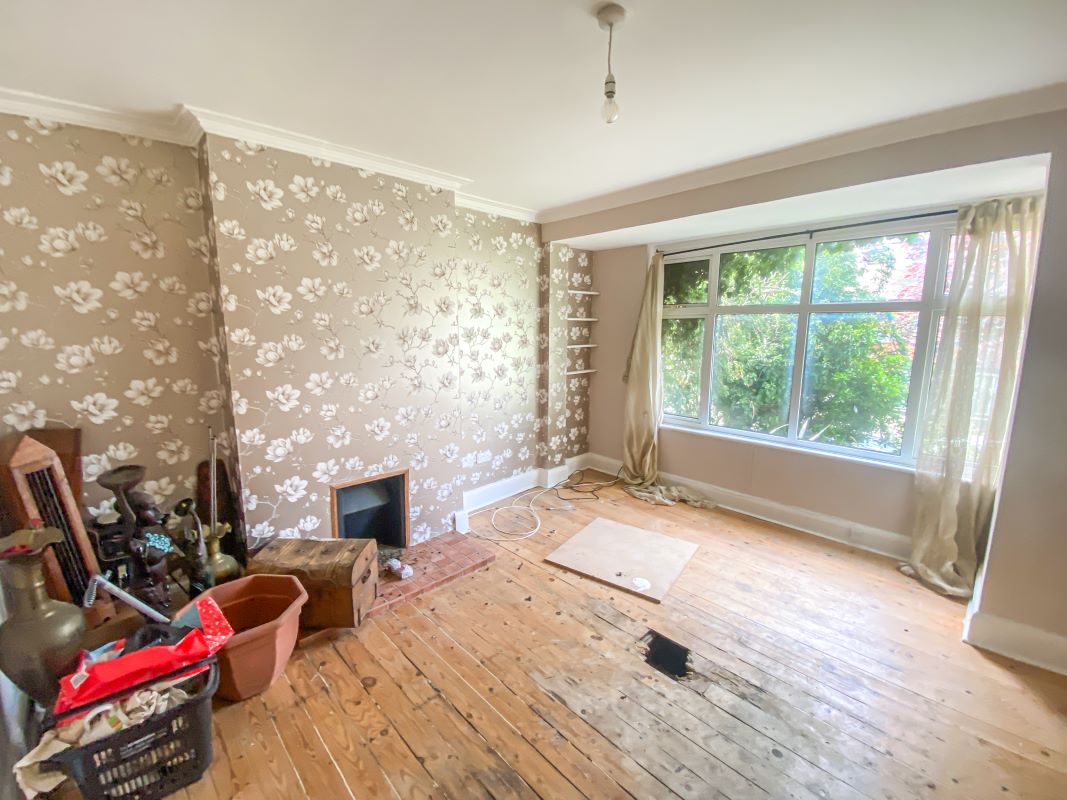 15 Norbury Cross, Norbury, London, SW16 4JG