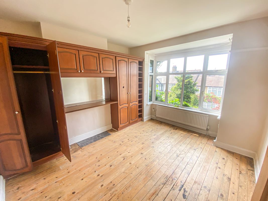 15 Norbury Cross, Norbury, London, SW16 4JG