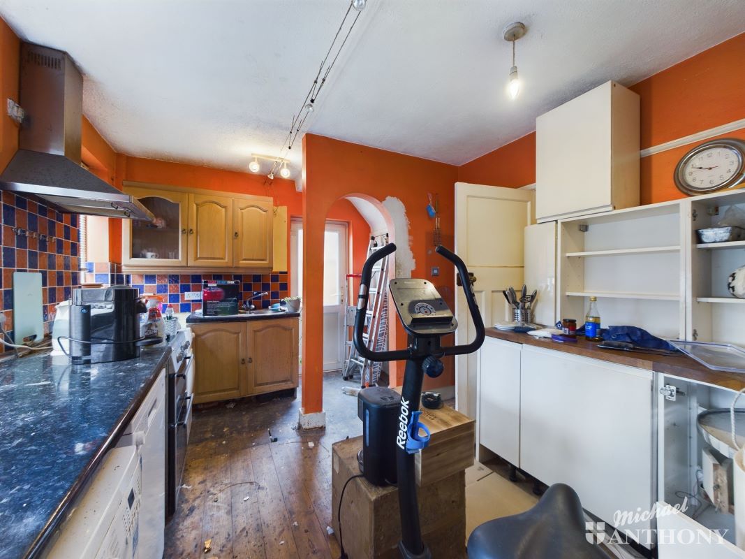 31 Abbey Road, Aylesbury, Buckinghamshire, HP19 9NP