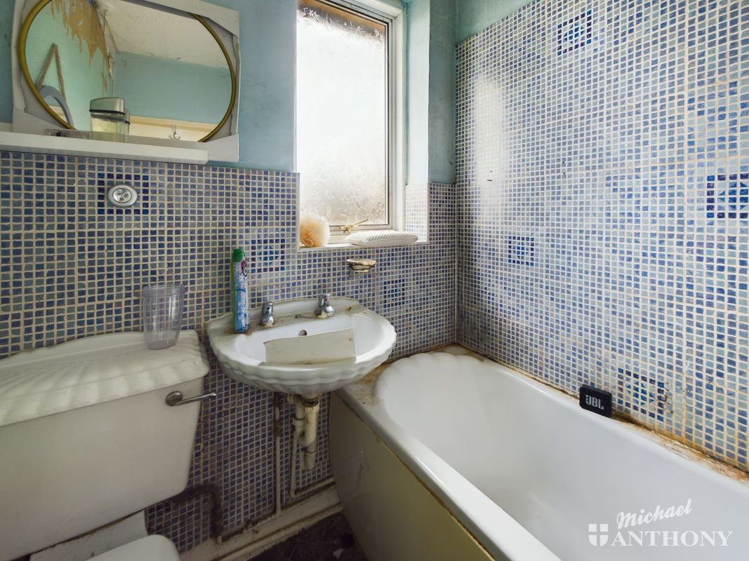 31 Abbey Road, Aylesbury, Buckinghamshire, HP19 9NP