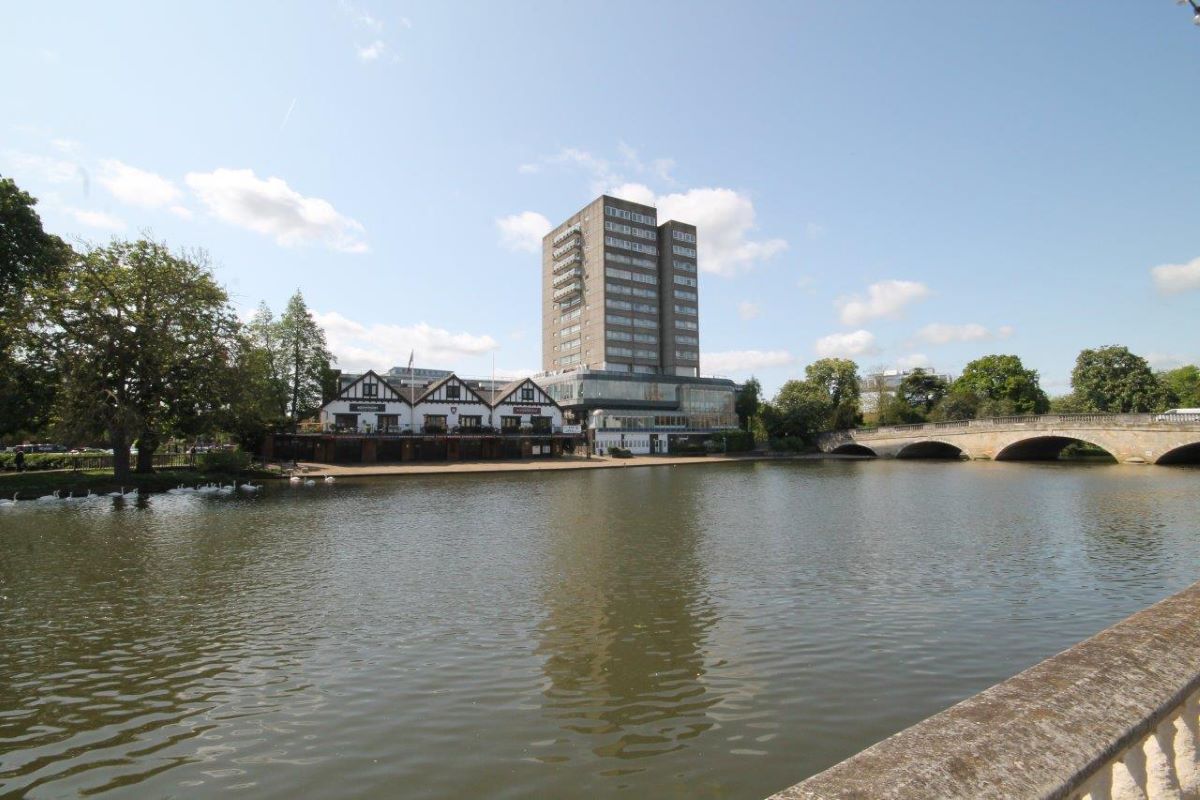 Flat 16 Riverside Towers, St. Marys Street, Bedford, Bedfordshire, MK42 0AU