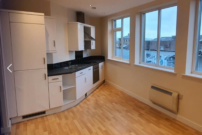 Flat 16, 25 James Street, Bradford, West Yorkshire, BD1 3PZ