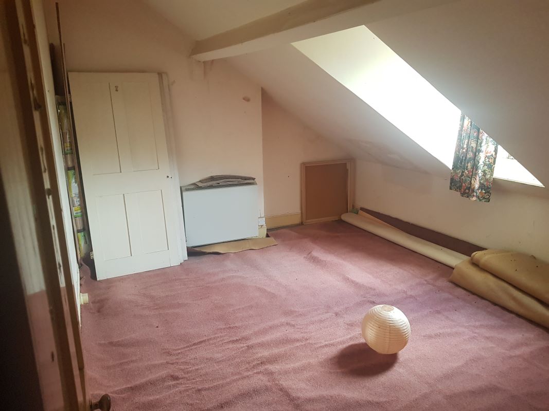 Devonian & Ulsterville, Butterrow Hill, Stroud, Gloucestershire, GL5 2LE