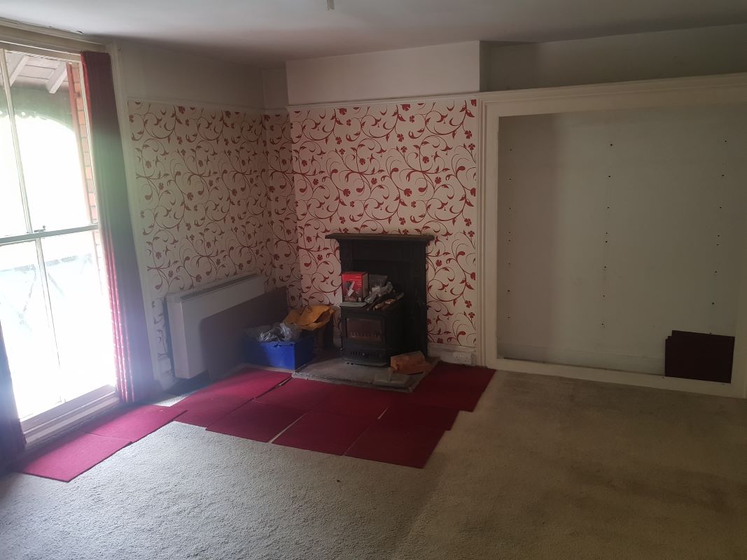 Devonian & Ulsterville, Butterrow Hill, Stroud, Gloucestershire, GL5 2LE