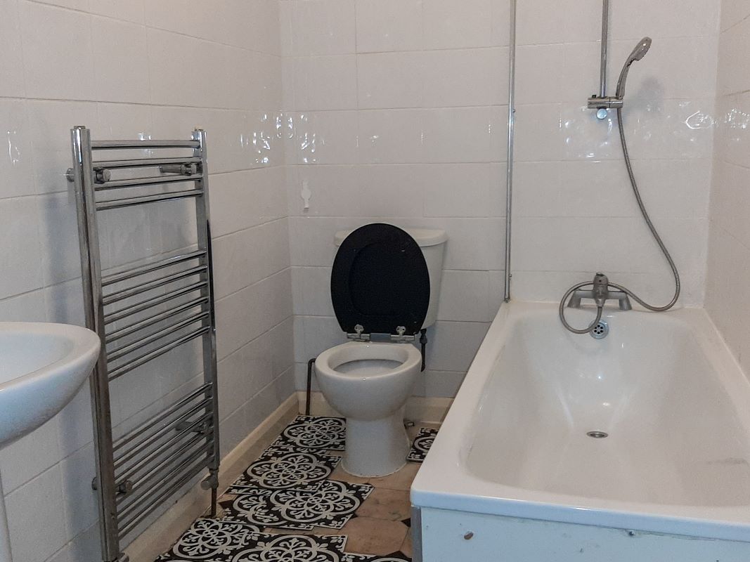 Ground & Lower Ground Floors, 59b Torriano Avenue, Kentish Town, London, NW5 2SG