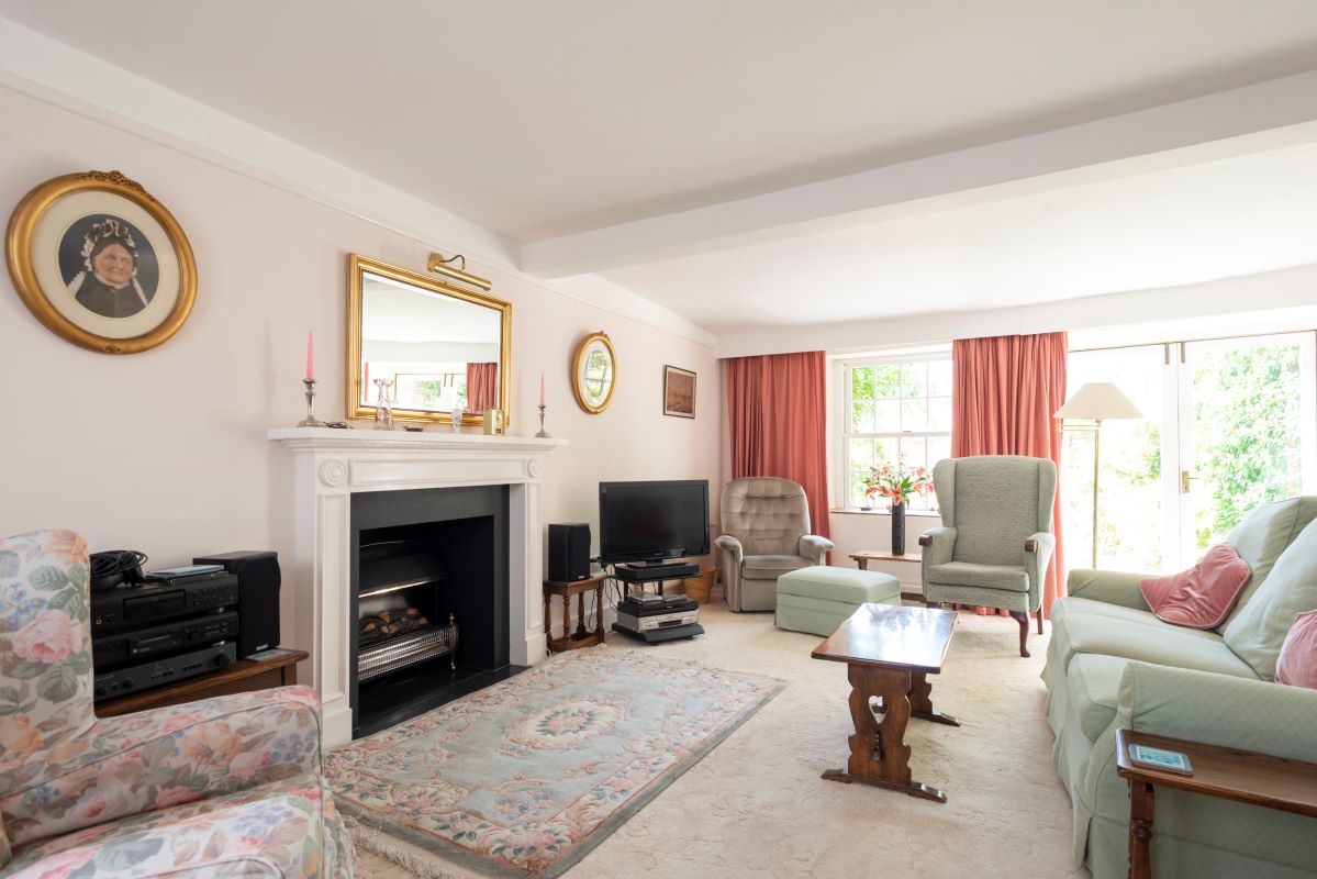 13 St. John's Hill, Wareham, Dorset, BH20 4LZ