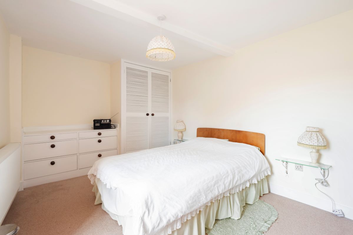 13 St. John's Hill, Wareham, Dorset, BH20 4LZ