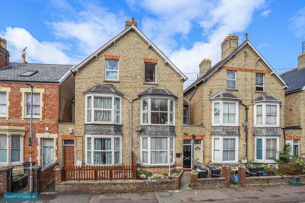 Flat 8, 65 Cheddon Road, Taunton, Somerset, TA2 7BX