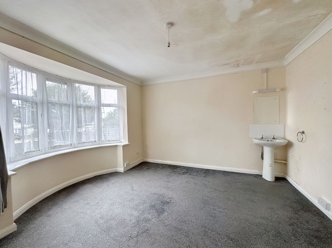 73 Salisbury Road, Andover, Hampshire, SP10 2LN