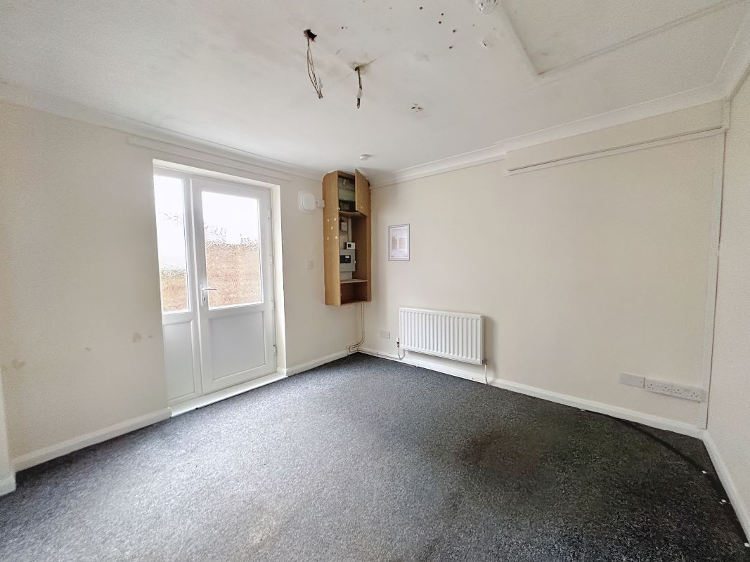 73 Salisbury Road, Andover, Hampshire, SP10 2LN