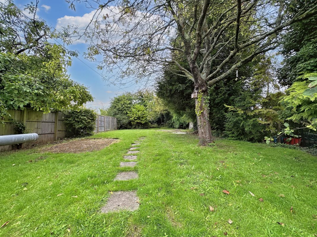 73 Salisbury Road, Andover, Hampshire, SP10 2LN