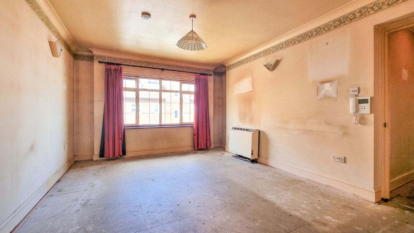 Flat 5 The Cloisters, Orchard Street, Dartford, Kent, DA1 2DF