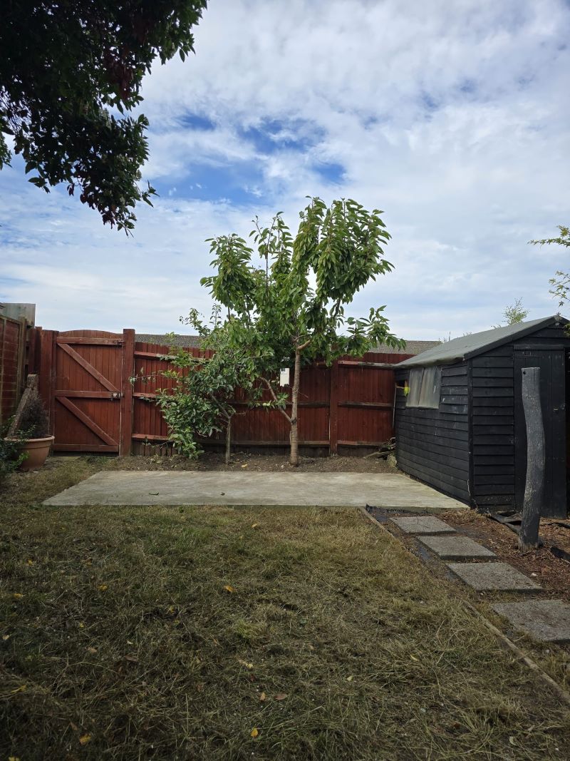 59 Cody Road, Farnborough, Hampshire, GU14 0BX