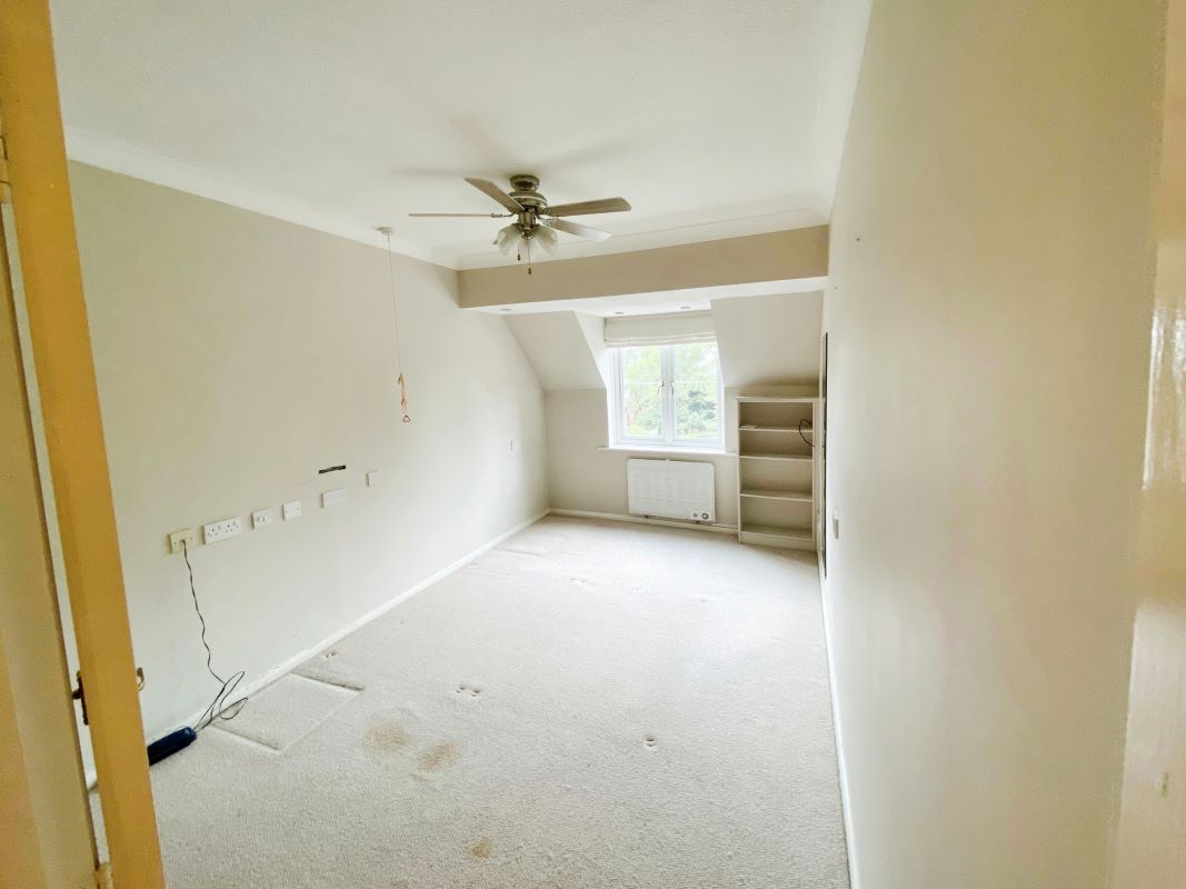 34 Pinewood Court, Fleet, Hampshire, GU51 3BG