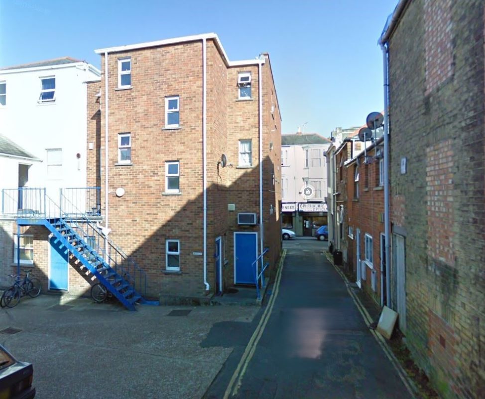 Flat 2 Bedworth House, 29 Bedworth Place, Ryde, Isle Of Wight, PO33 2RF