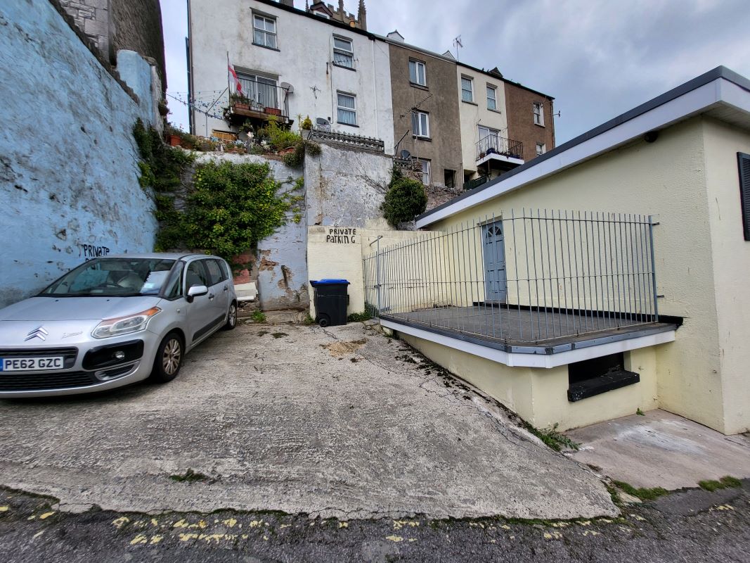 Smugglers Haunt Hotel, Church Hill East, Brixham, Devon, TQ5 8HH