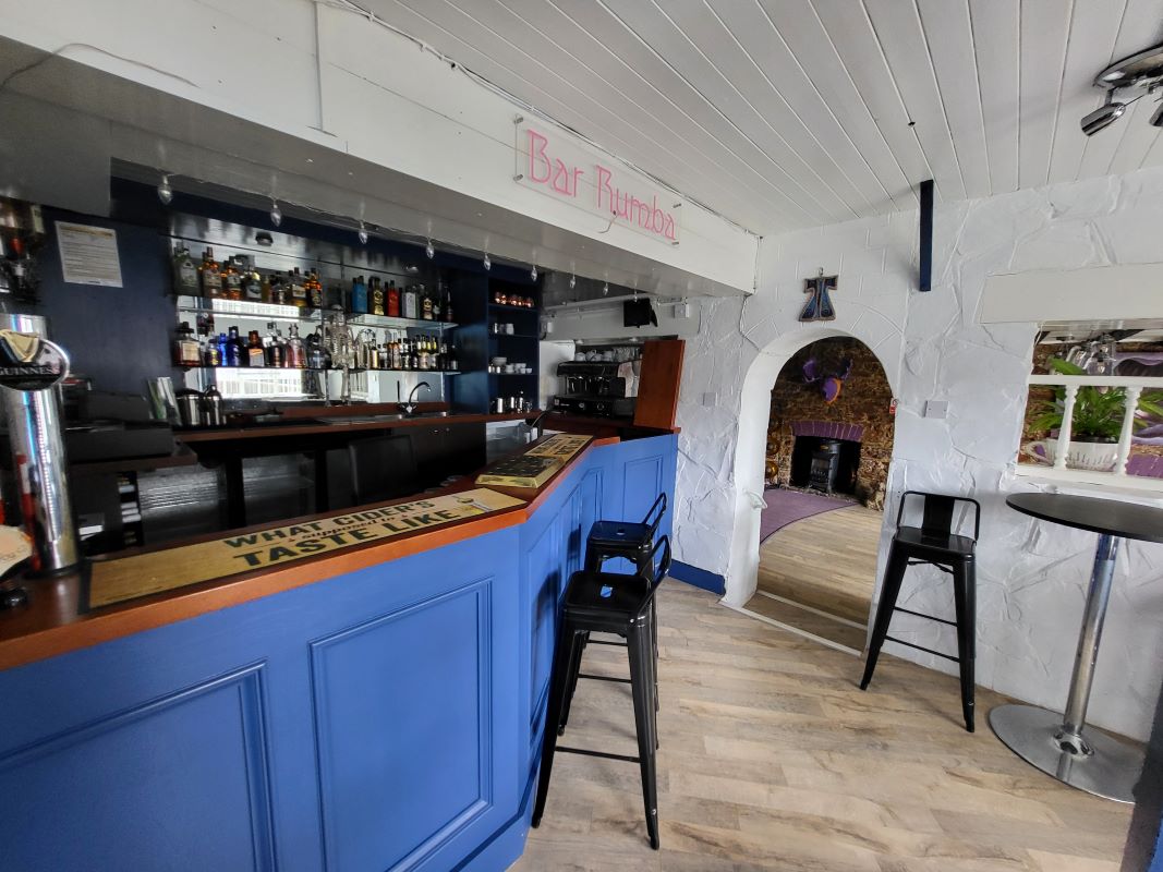 Smugglers Haunt Hotel, Church Hill East, Brixham, Devon, TQ5 8HH