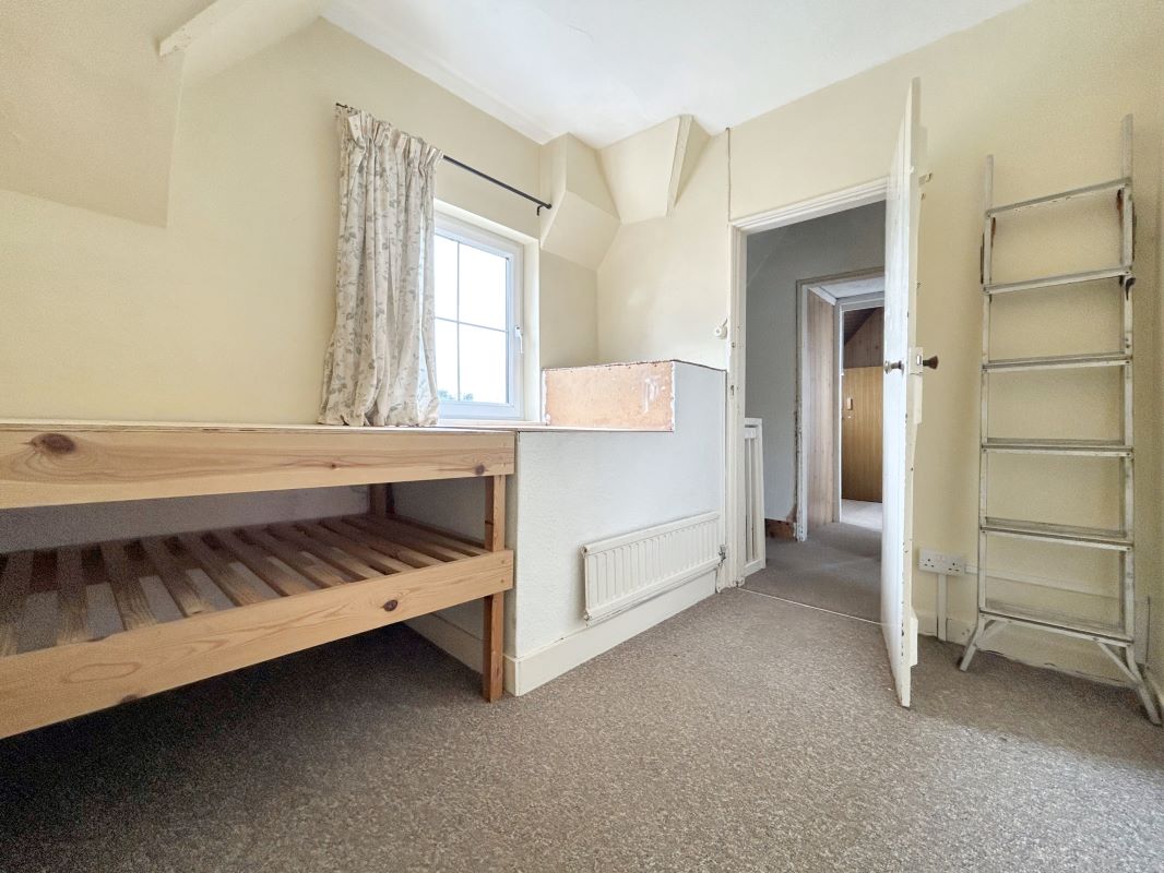 3 Shrivenham Road, South Marston, Swindon, Wiltshire, SN3 4RT