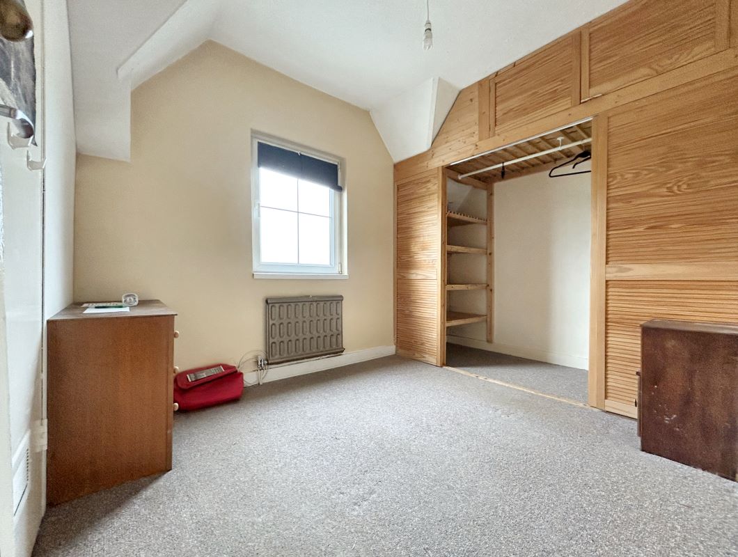3 Shrivenham Road, South Marston, Swindon, Wiltshire, SN3 4RT