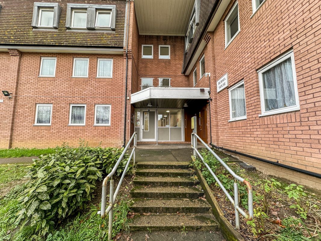 Flat 1 Burma House, Lord Mountbatten Close, Southampton, Hampshire, SO18 2QW