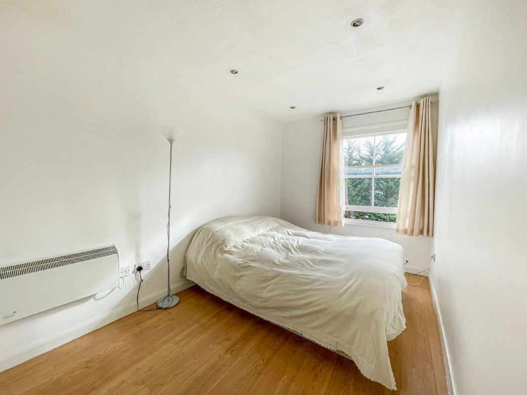 15D Park Hall Road, West Dulwich, London, Lambeth, SE21 8EH